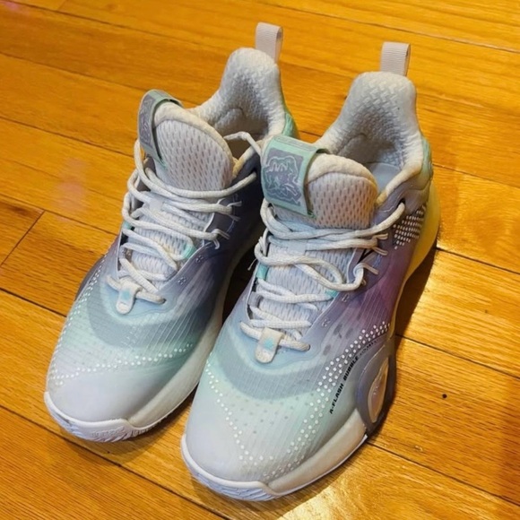 Anta Bubble Bomb Shoes Basketball Athletic White and Purple Size 6,5 - Picture 3 of 5